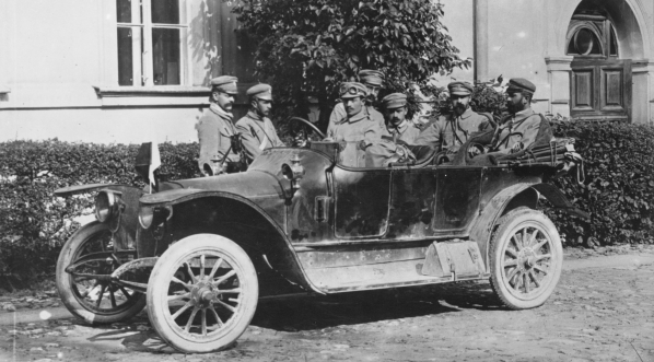  Wymarsz Pierwszej Kompanii Kadrowej do Kongresówki w sierpniu 1914 r.  