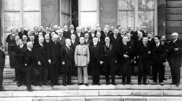  Wizyta polskich parlamentarzystów we Francji 4.03.1927 r.  