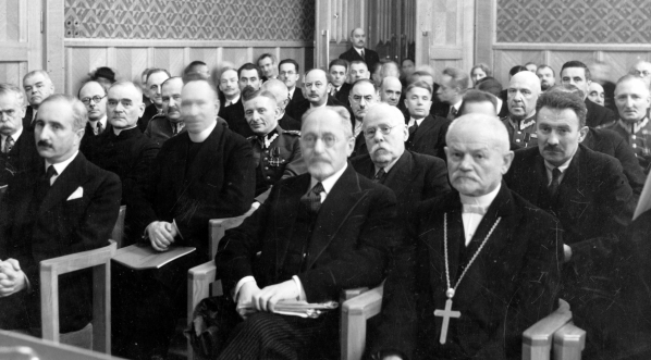  Posiedzenie Państwowej Rady Oświecenia Publicznego w Warszawie w listopadzie 1936 roku.  