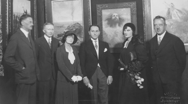  Wystawa zbiorowa artystów malarzy Jana, Adama i Tadeusza Styków w Klubie Urzędników Państwowych w Warszawie we wrześniu 1930 roku.  