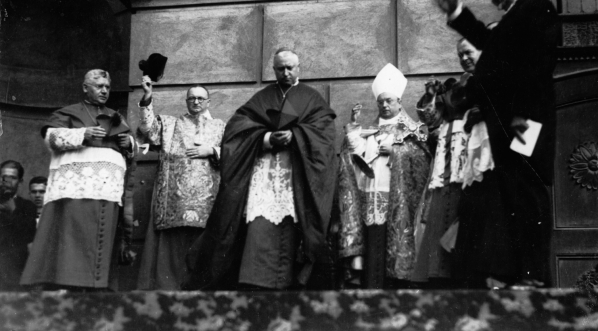  Jubileusz 25 - lecia kapłaństwa Prymasa Polski ks. kard. Augusta Hlonda we wrześniu 1930 roku.  