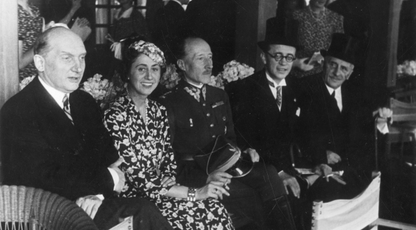  Derby warszawskie na Polu Mokotowskim w Warszawie w czerwcu 1937  r.  