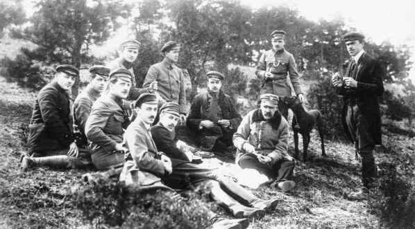  Ćwiczenia polowe batalionu Polskiej Organizacji Wojskowej z Warszawy w kwietniu 1917 r.  