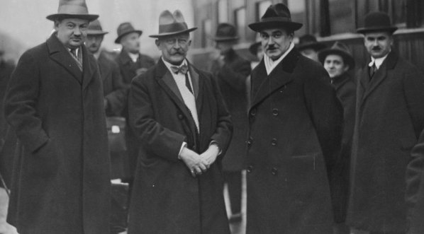  Wyjazd posła nadzwyczajnego i ministra pełnomocnego RP w ZSRR Stanisława Patka do Moskwy 16.11.1929 r.  