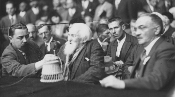  Wiec Centrolewu w Dolinie Szwajcarskiej w Warszawie 14.09.1930 r.  