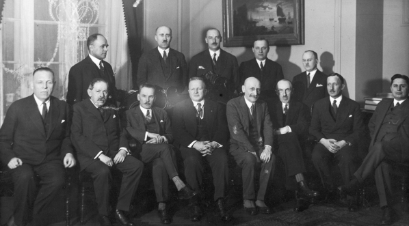  Posiedzenie komitetu organizacyjnego "Tygodnia Emigranta" 28.02.1930 r.  