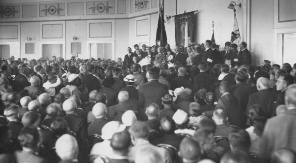  Zjednoczenie Narodowe - Front Morges; wiec z okazji Święta Żołnierza w Warszawie w lipcu 1936 r.  