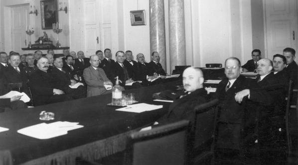  Posiedzenie w Warszawie Naczelnego Komitetu do Spraw Bezrobocia 5.03.1932 r.  