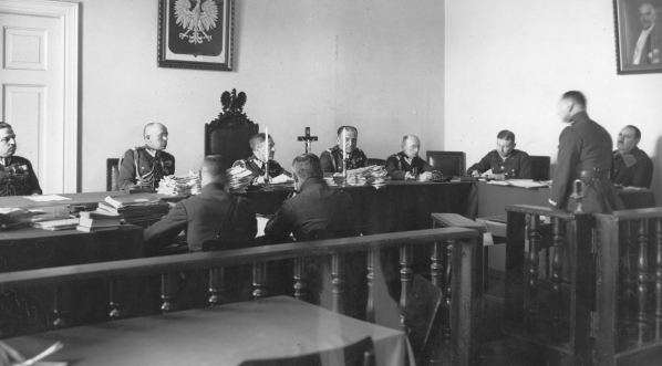  Proces przeciwko gen.bryg. Bolesławowi Jaźwińskiemu oskarżonemu o nadużycia w Wojskowym Instytucie Geograficznym 20.04.931 r.  