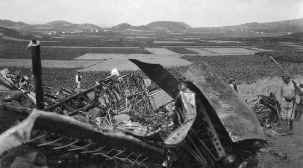  Miejsce katastrofy samolotu majorów Kazimierza Kubali i Ludwika Idzikowskiego na wyspie Graciosa (Azory) w 1929 r.  