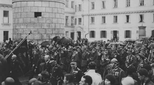  Uroczystości pogrzebowe mjr. Ludwika Idzikowskiego w Warszawie w sierpniu 1929  r.  