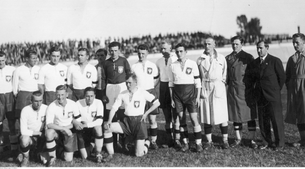  Mecz piłki nożnej Polska - Jugosławia na Stadionie Wojska Polskiego im. Marszałka Józefa Piłsudskiego 10.09.1933 r.  