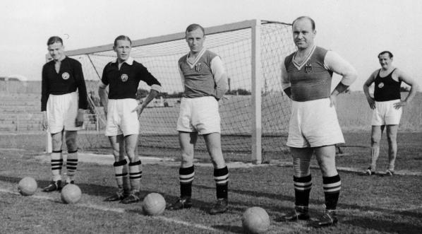  Wielka rewia asów sportu zorganizowana przez Związek Dziennikarzy Sportowych na rzecz Funduszu Obrony Narodowej w czerwcu 1939 r.  