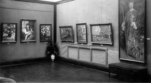  Wystawa prac Aleksandra Augustynowicza w salach towarzystwa Sztuk Pięknych w Poznaniu w listopadzie 1927 r.  