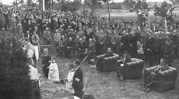  Uroczyste obchody w Zielonej 20 rocznicy ćwiczeń ochotników zebranych w Polskiej Organizacji Wojskowej 19.09.1937 r.  