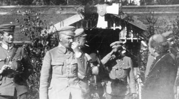  Legiony na froncie wschodnim nad Styrem - wizyta biskupa Władysława Bandurskiego w maju 1916 r. .  