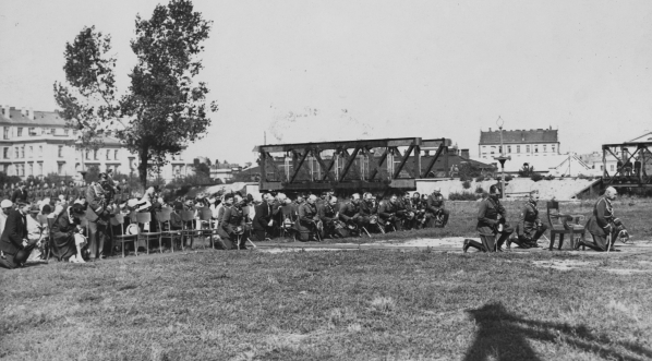  Promocja podchorążych w Oficerskiej Szkole Podchorążych Inżynierii w Warszawie 15.08.1929 r.  