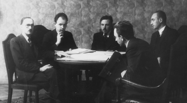  Narada pracowników Państwowego Instytutu Meteorologicznego w 1937 r.  