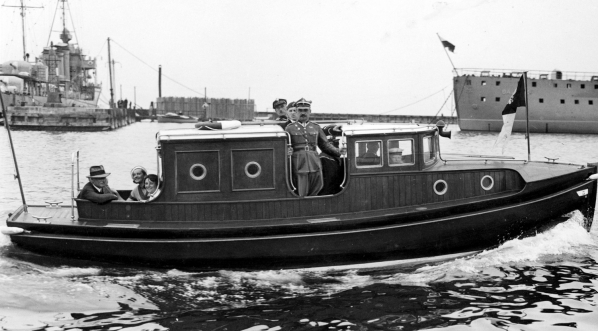  Pobyt wypoczynkowy prezydenta RP Ignacego Mościckiego w Gdyni w lipcu 1933 r.  