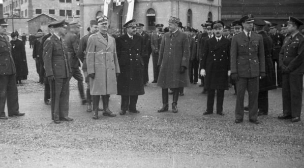  Wizyta gen. Władysława Sikorskiego w ośrodku szkoleniowym Polskich Sił Powietrznych w Bron 27.03.1940 r.  