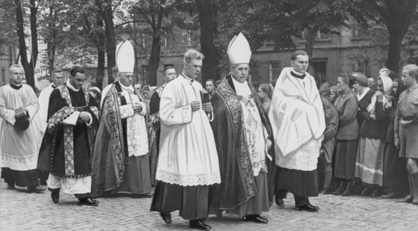  Pogrzeb ks. prałata Aleksandra Skowrońskiego 8.10.1934 r.  