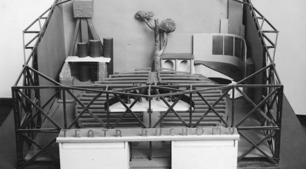  Makieta projektu Teatru Ruchomego autorstwa Andrzeja Pronaszki i Stefana Bryły.  