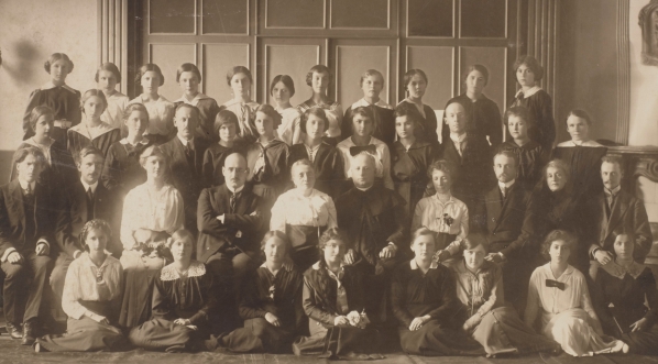  Matura w Gimnazjum Stowarzyszenia Nauczycielstwa Polskiego w Wilnie w 1918 r.  