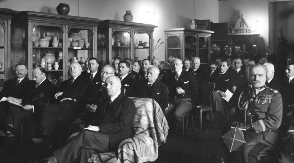  Uroczyste otwarcie nowych działów Muzeum Techniki i Przemysłu w Warszawie, 24.04.1936 r.  