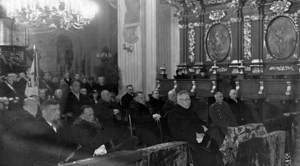  Uroczystość poświęcenia gmachu Akademii Górniczej w Krakowie w grudniu 1935 r.  