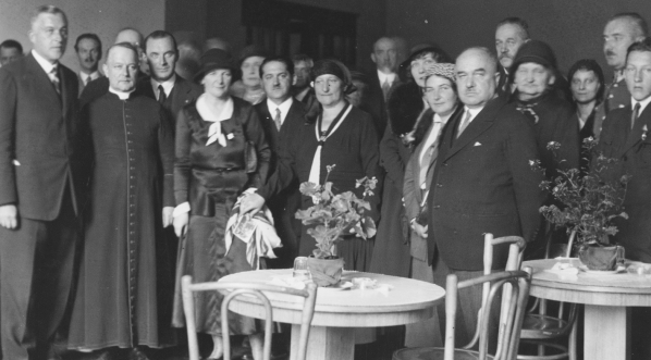  Otwarcie i poświęcenie stołówki Związku Pracy Obywatelskiej Kobiet w Warszawie 29.08.1930 r.  