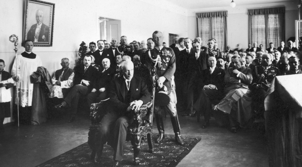  Uroczystość otwarcia Szpitala Okręgowego Związku Kas Chorych im. Prezydenta RP Ignacego Mościckiego w Łodzi w kwietniu 1930 r.  