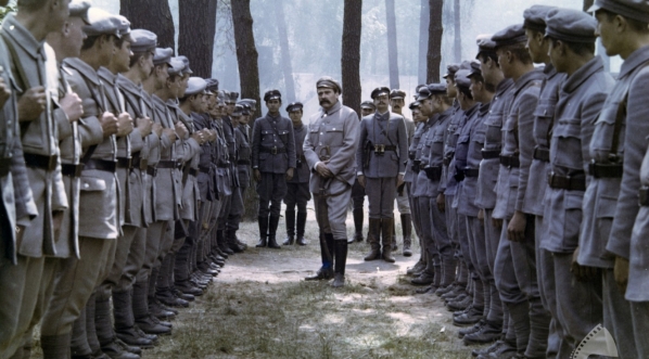  Scena z filmu Bohdana Poręby "Polonia Restituta" z 1980 r.  