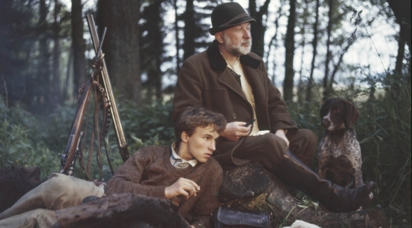  Scena z filmu Andrzeja Barszczyńskiego "Tajemnica puszczy' z 1990 r.  