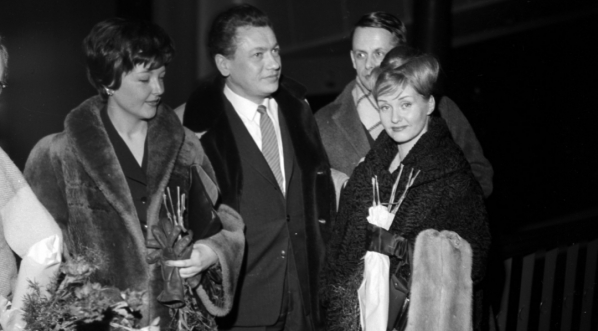  Premiera filmu Wojciecha Hasa "Jak być kochaną" w 1962 r.  