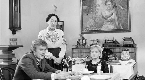  Scena z filmu Andrzeja Wajdy "Brzezina" z 1970 r.  