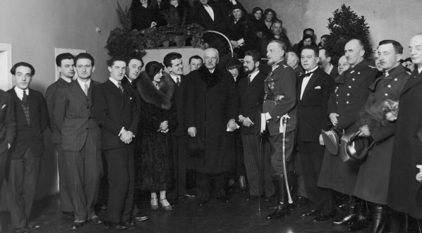  Premiera filmu "Bezimienni bohaterowie" w kinie Majestic w Warszawie 7.01.1932 r.  
