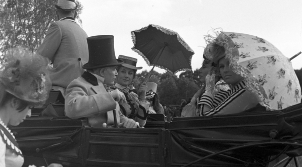  Scena z filmu Wojciecha Hasa "Lalka" z 1968 r.  