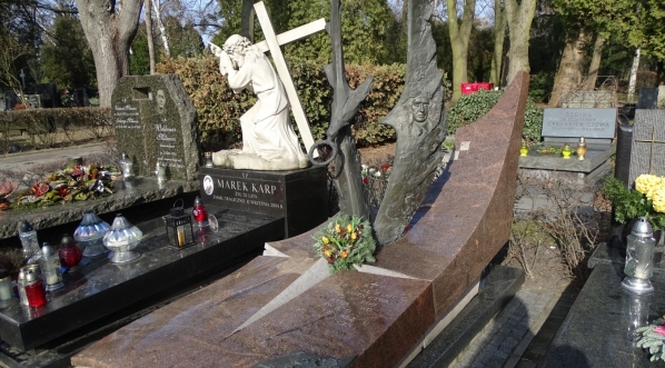  Grób Stanisława Skalskiego na Wojskowych Powązkach w Warszawie.  