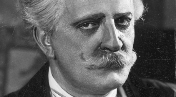  Jerzy Leszczyński w roli Cześnika w przedstawieniu "Zemsta" A. Fredry w Teatrze Narodowym w Warszawie w 1933 r.  