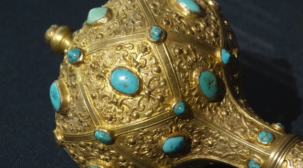  Głowica buławy Stefana Batorego, księcia Siedmiogrodu i króla Polski.  