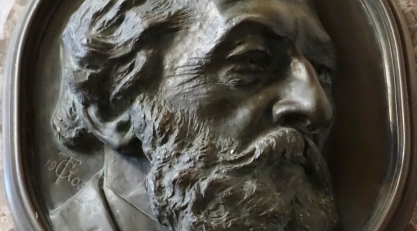  Wizerunek Józefa Keniga z jego epitafium w kościele Wniebowzięcia Najświętszej Maryi Panny i św. Józefa Oblubieńca na Krakowskim Przedmieściu w Warszawie.  