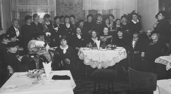  Członkinie Koła Polek w Warszawie.  