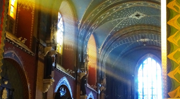  Wnętrze kościoła św. Franciszka z Asyżu w Krakowie.  