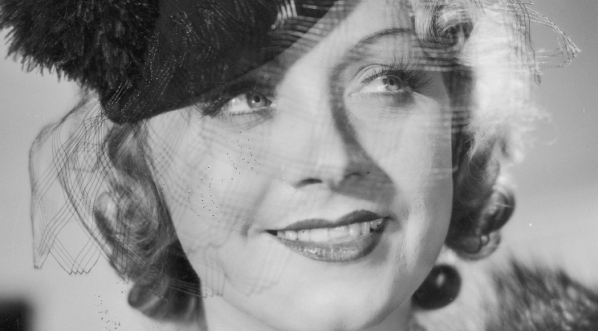  Loda Niemirzanka jako Wanda w jednej ze scen filmu "Będzie lepiej" z 1938 r..  