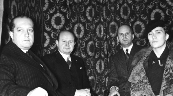  Premiera filmu pt. "Marszałek Piłsudski" w Berlinie w grudniu 1932 r.  