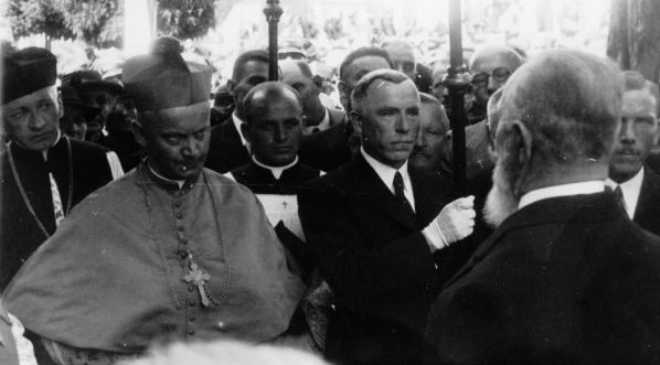  Uroczystość udzielenia sakry biskupiej Czesławowi Kaczmarkowi we wrześniu 1938 r.  
