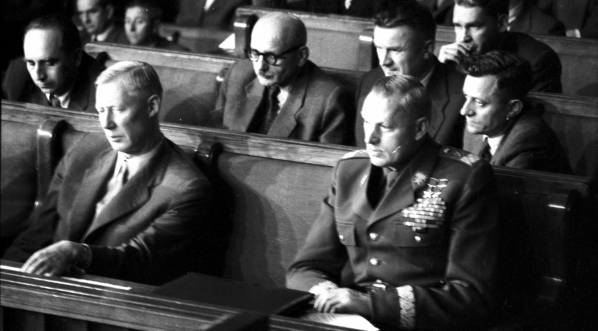  Dziesiąta sesja Sejmu I kadencji w jesieni 1956 r.  