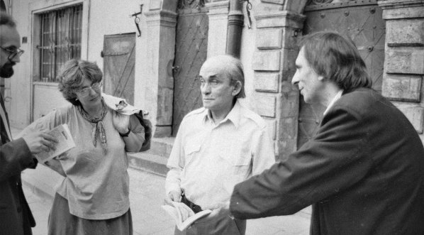  Promocja książki Joanny Siedleckiej pt. "Mahatma Witkac" w Klubie Księgarza przy Rynku Starego Miasta 22/24 w Warszawie w 1992 r.  