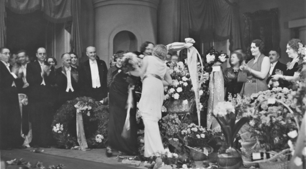  Jubileusz 30-lecia pracy artystycznej aktorki Mieczysławy Ćwiklińskiej w Warszawie 3.04.1936 r.  