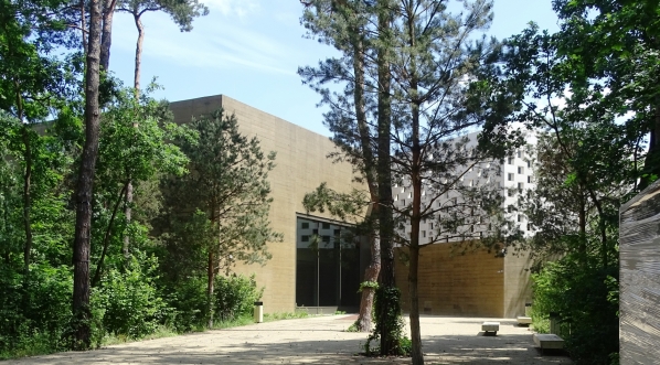  Nowy gmach Muzeum Józefa Piłsudskiego w Sulejówku.  